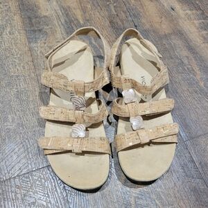 Vionic Amber Sandals